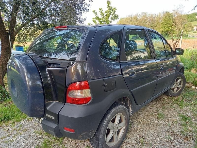 Usata Renault Mégane 2002 Grigio SUV