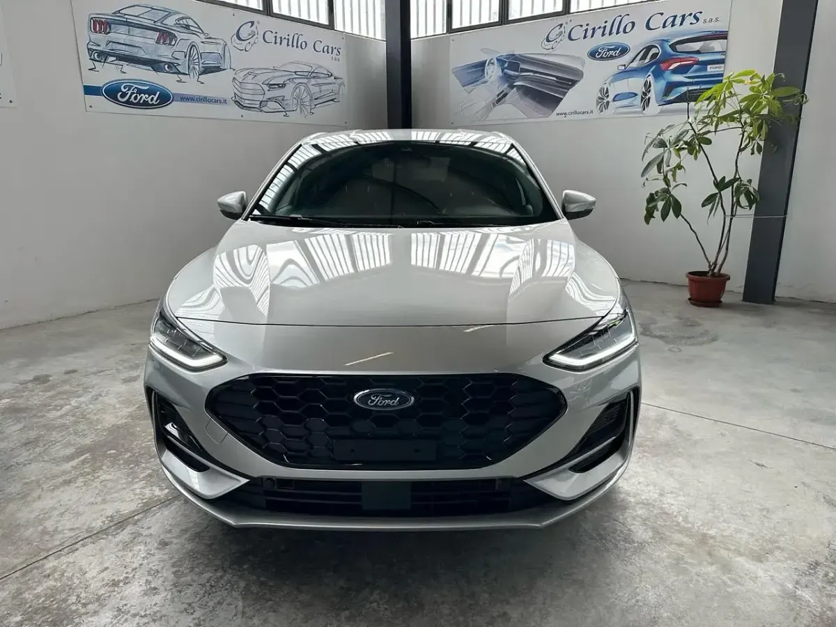 Nuova Ford Focus ST-Line 125 CV (91 kW) 2026 Grigio Berlina