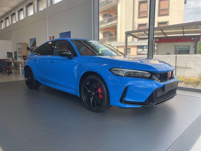 Azzurro Nuova 2025 Honda Civic Type R Tre volumi | 63.900 € - Immagine 1/4