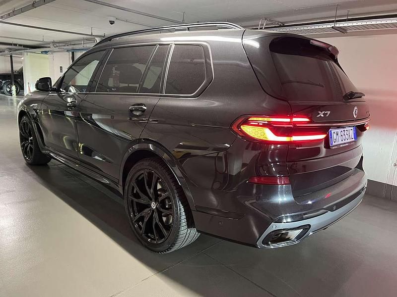 Usata BMW X7 340 CV (250 kW) 2022 Nero SUV