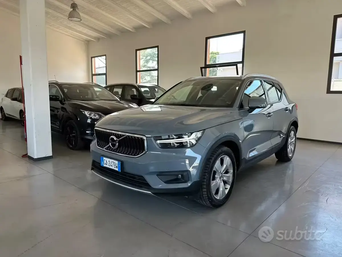 Usata Volvo XC40 Inscription 150 CV (110 kW) 2020 Grigio SUV