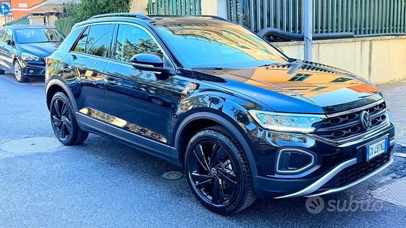 Usata VW T-Roc Sport 150 CV (110 kW) 2024 Nero SUV