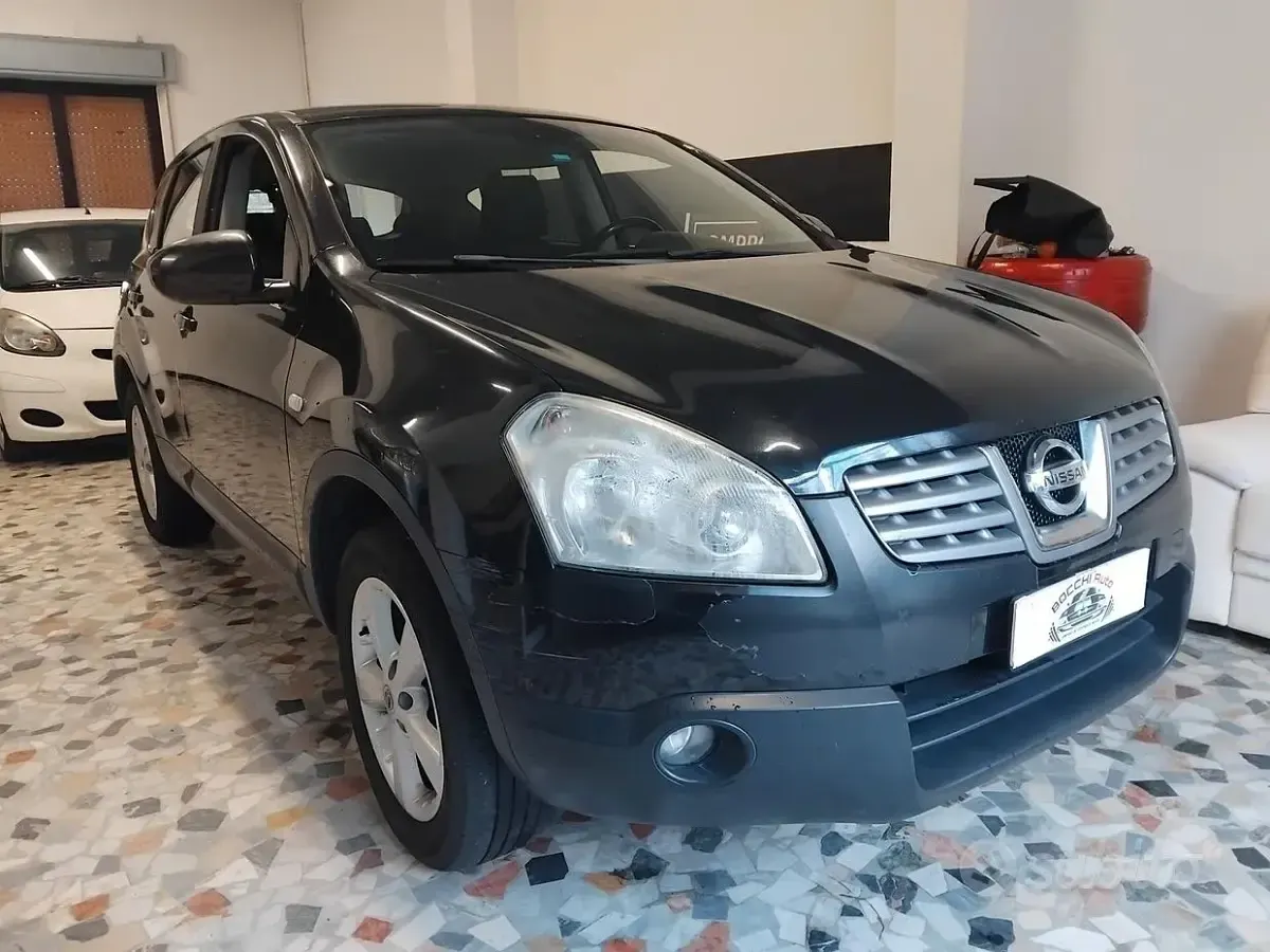 Usata Nissan Qashqai Visia 106 CV (77 kW) 2009 Nero SUV