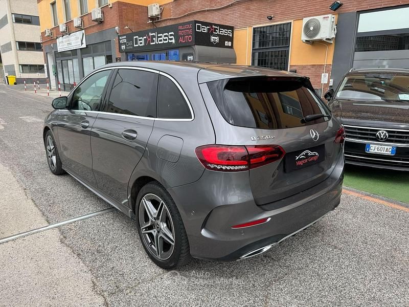 Usata Mercedes B250e Premium 218 CV (160 kW) 2020 Gray Monovolume
