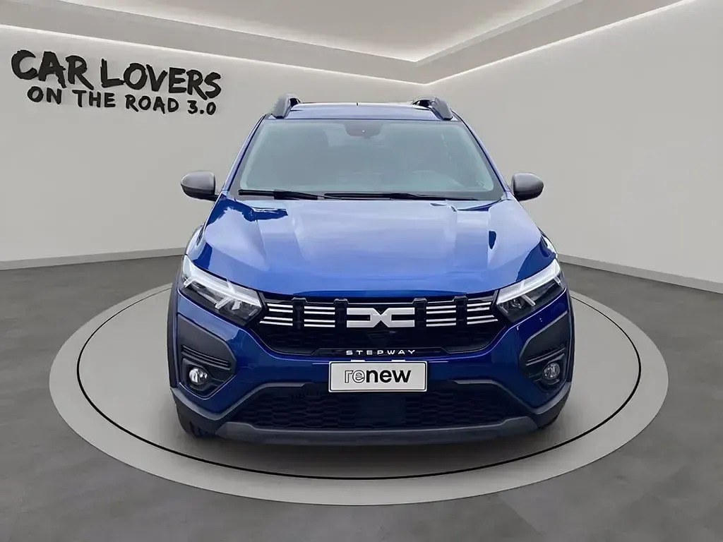 Usata Dacia Sandero Expression 101 CV (74 kW) 2023 Blu iron Utilitaria