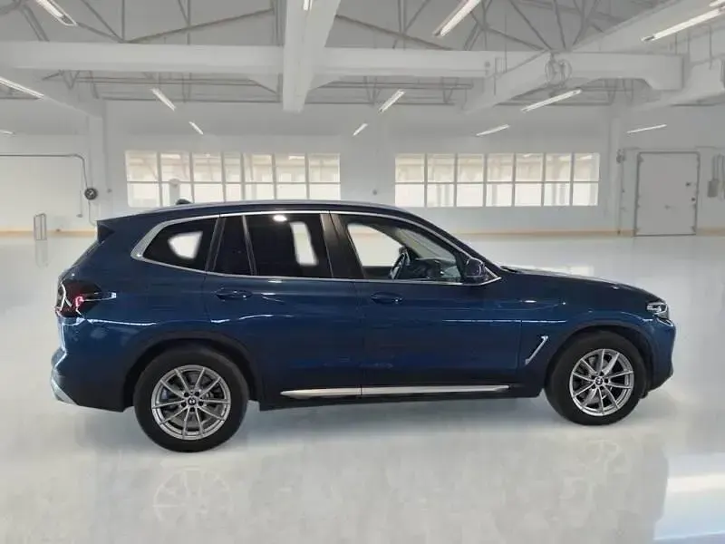 Usata BMW X3 Efficient Dynamics 190 CV (139 kW) 2022 Blu SUV