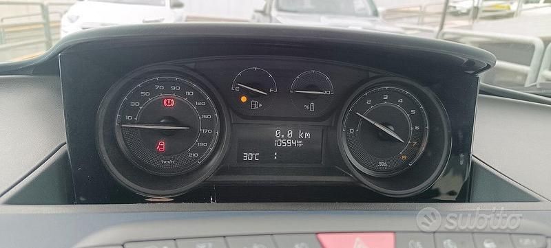 Usata Lancia Ypsilon S 70 CV (51 kW) 2024 Blu Utilitaria