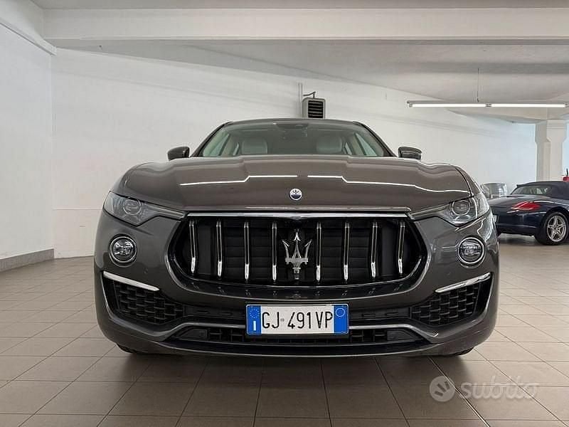 Usata Maserati Levante GT 330 CV (242 kW) 2022 Grigio SUV