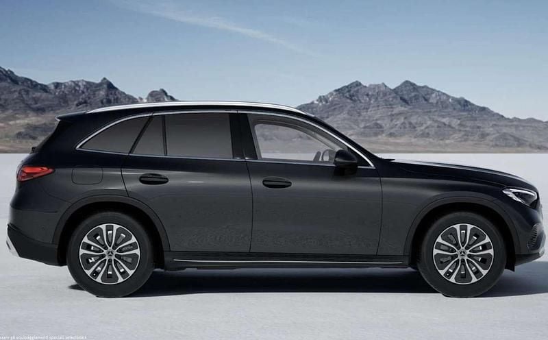 Nuova Mercedes GLC220 Advanced 197 CV (144 kW) 2026 Grigio SUV