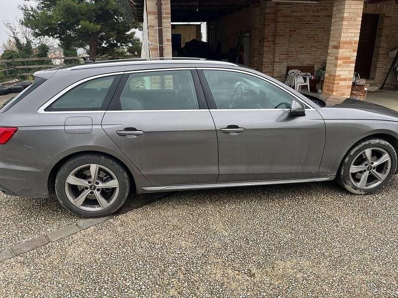 Usata Audi A4 Ambiente 136 CV (100 kW) 2021 Grigio Station wagon
