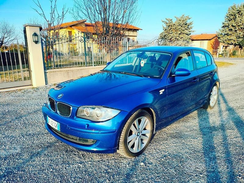 Usata BMW 120 M Sport 167 CV (122 kW) 2007 Blu Utilitaria