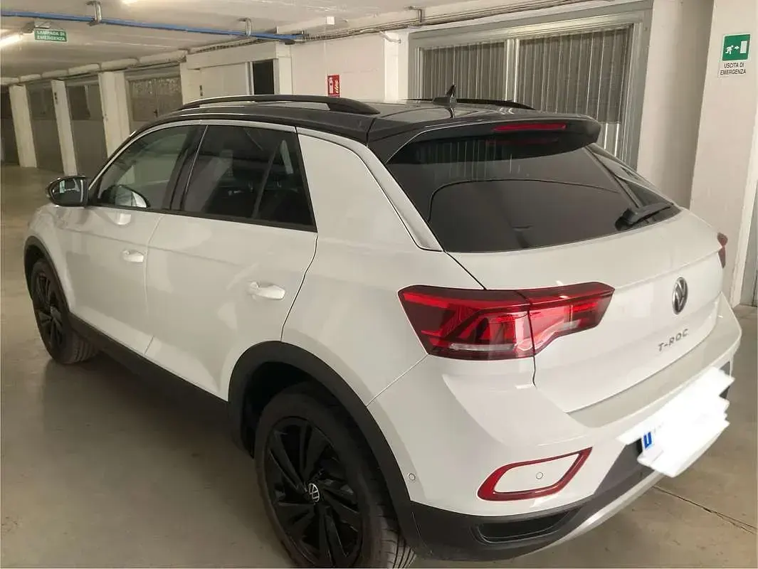 Usata VW T-Roc Sportline 116 CV (85 kW) 2025 Bianco SUV