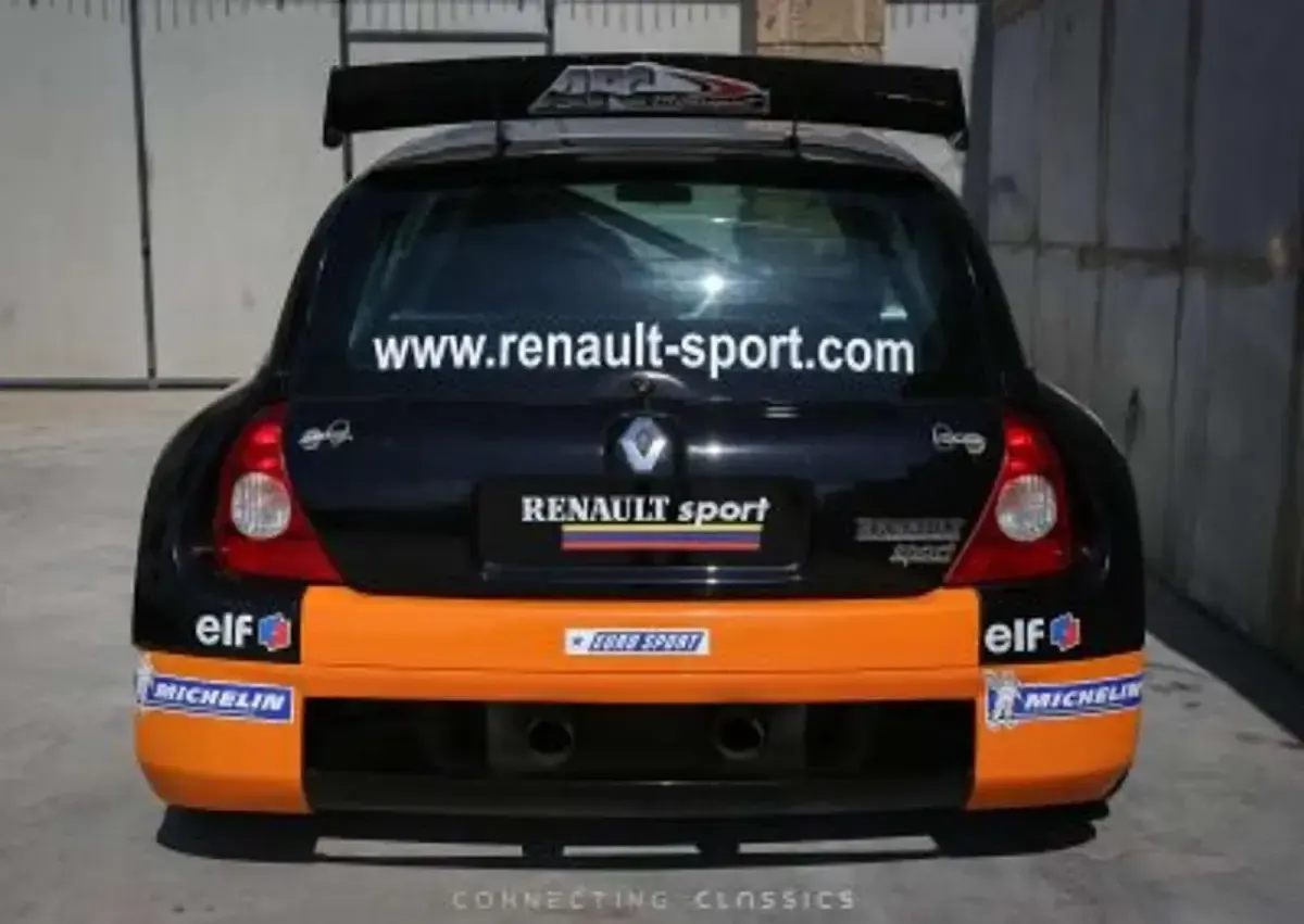 Usata Renault Clio Trophy 286 CV (210 kW) 1999 Grigio Berlina