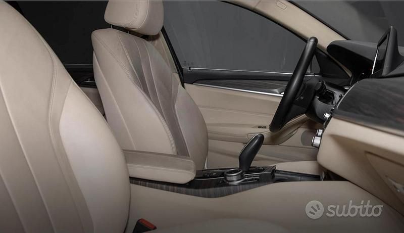 Usata BMW 520 2018 Blu Station wagon