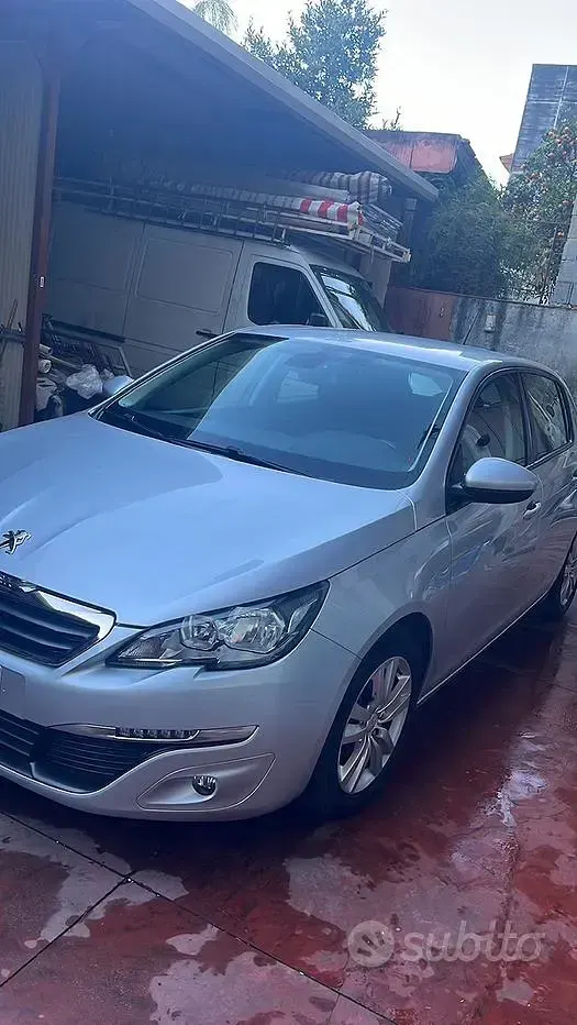 Usata Peugeot 308 116 CV (85 kW) 2015 Grigio Berlina