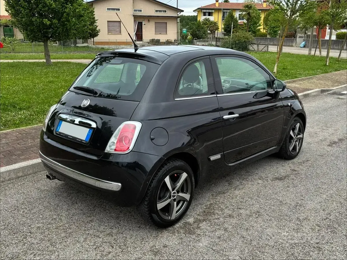 Usata Fiat 500 Lounge 69 CV (50 kW) 2010 Nero Berlina