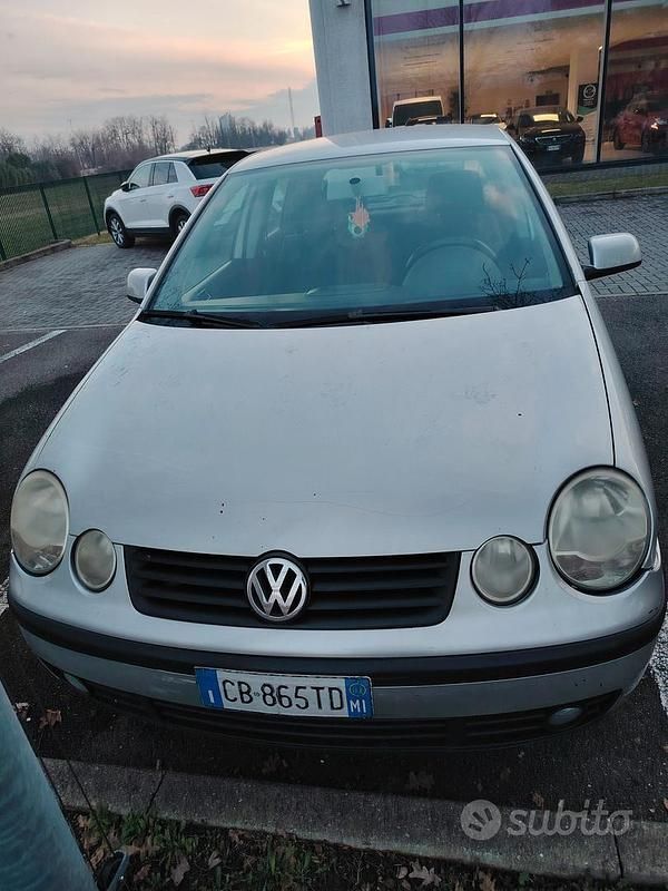 Usata VW Polo 2002 Grigio Utilitaria