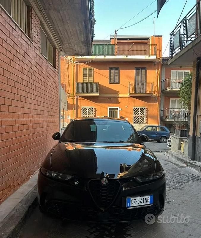 Usata Alfa Romeo Tonale 130 CV (95 kW) 2022 Nero SUV