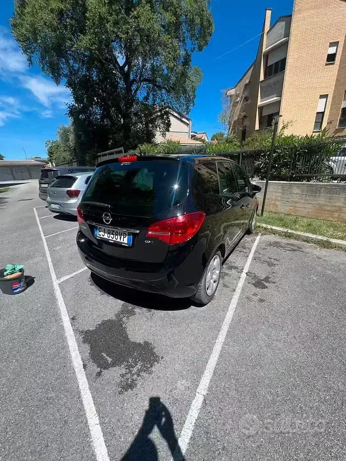 Usata Opel Meriva 2011 Nero Monovolume