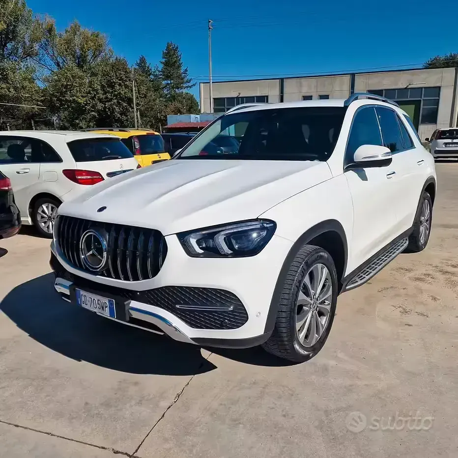 Usata Mercedes GLE300 245 CV (180 kW) 2021 Bianco SUV