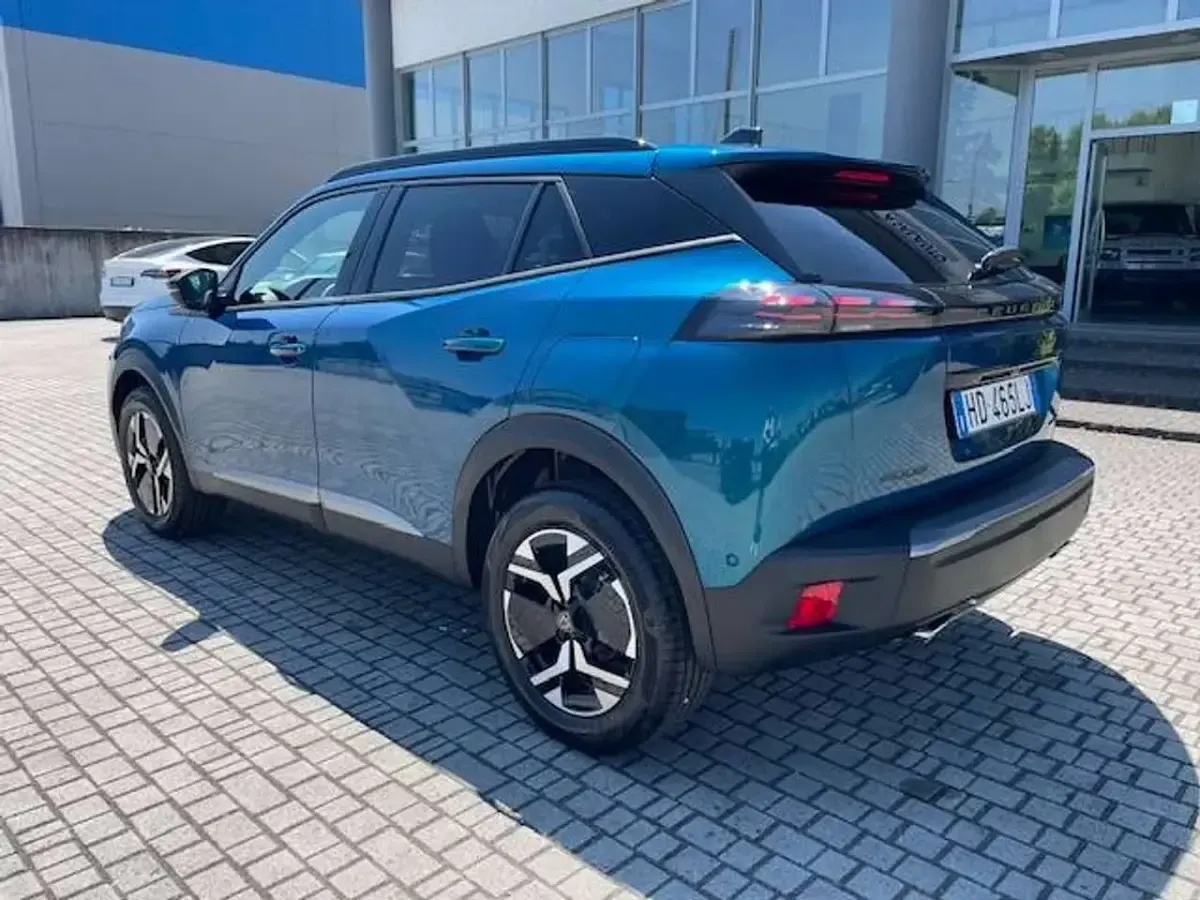 Nuova Peugeot 2008 Allure 145 CV (106 kW) 2026 Blu obession SUV