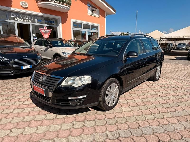 Nero Usata 2009 VW Passat Highline Station wagon | 3300 € (Buon prezzo) - Immagine 1/4