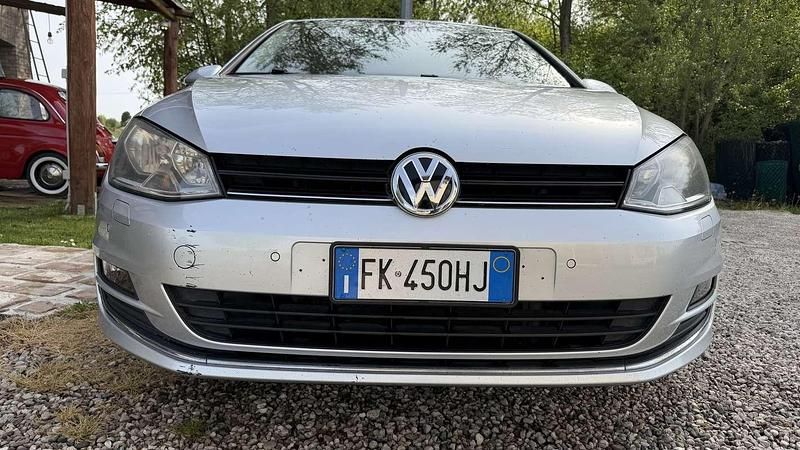 Usata VW Golf VII Highline 110 CV (80 kW) 2015 Argento Berlina