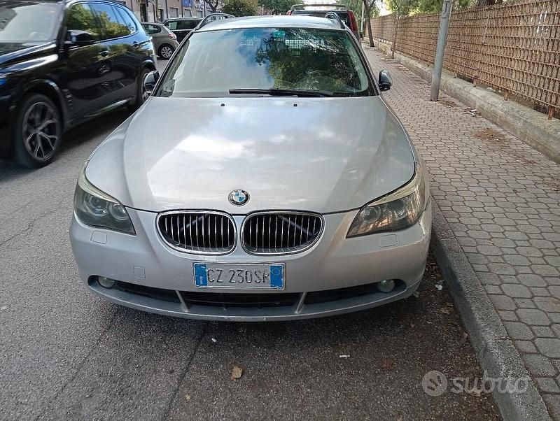 Grigio Usata 2005 BMW 530 Station wagon | 1700 € - Immagine 1/4