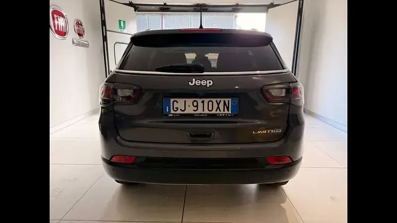 Usata Jeep Compass Limited 131 CV (96 kW) 2022 Grigio SUV