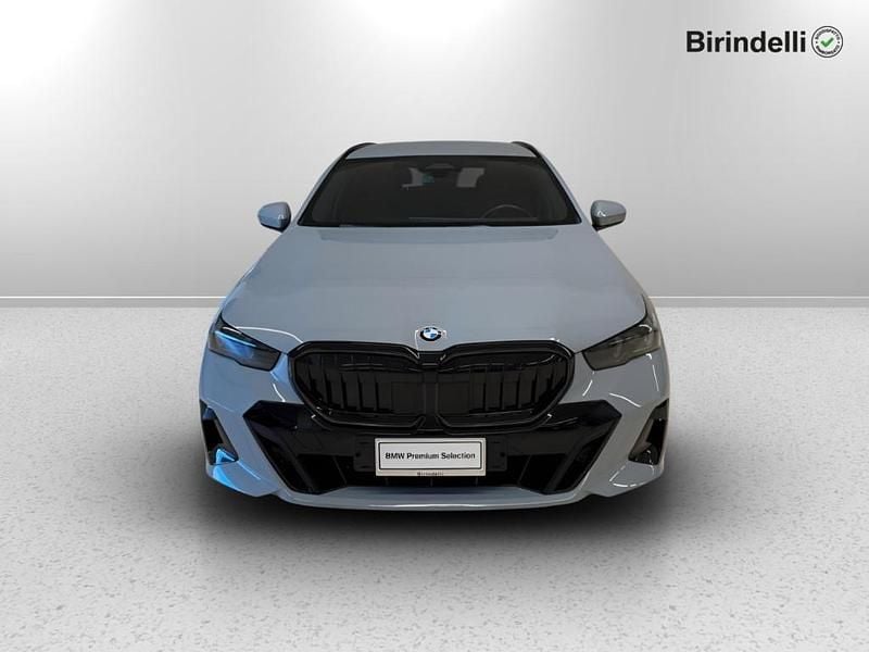 Usata BMW 520 Comfort Edition 197 CV (144 kW) 2024 Brooklyn grey metallic Station wagon