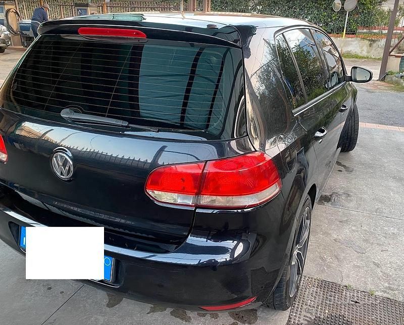Usata VW Golf VI 102 CV (75 kW) 2009 Nero Utilitaria
