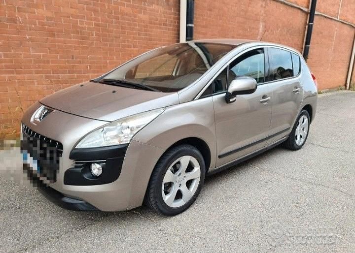 Usata Peugeot 3008 112 CV (82 kW) 2010 Grigio Station wagon