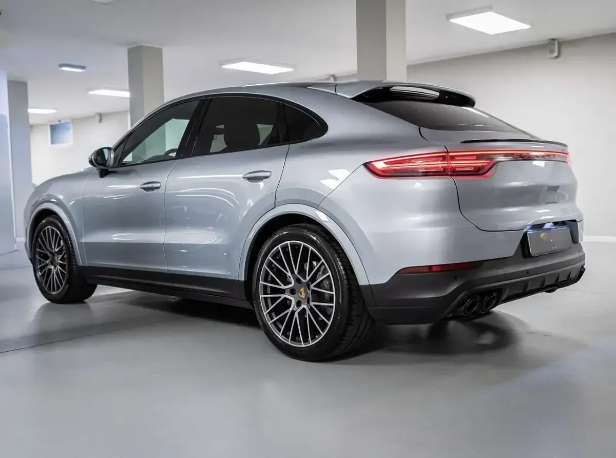 Usata Porsche Cayenne 340 CV (250 kW) 2021 Argento SUV