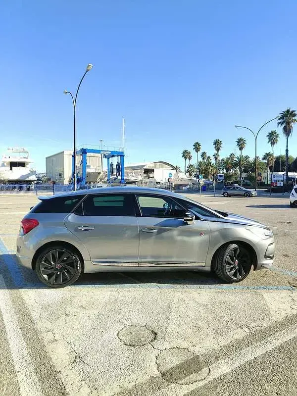 Usata DS Automobiles DS5 Performance 181 CV (133 kW) 2018 Utilitaria