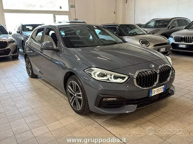 Usata BMW 116 Advantage 116 CV (85 kW) 2020 Grigio Utilitaria