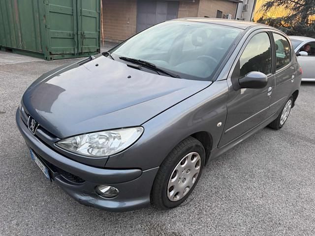 Usata Peugeot 206 74 CV (54 kW) 2008 Grigio Berlina