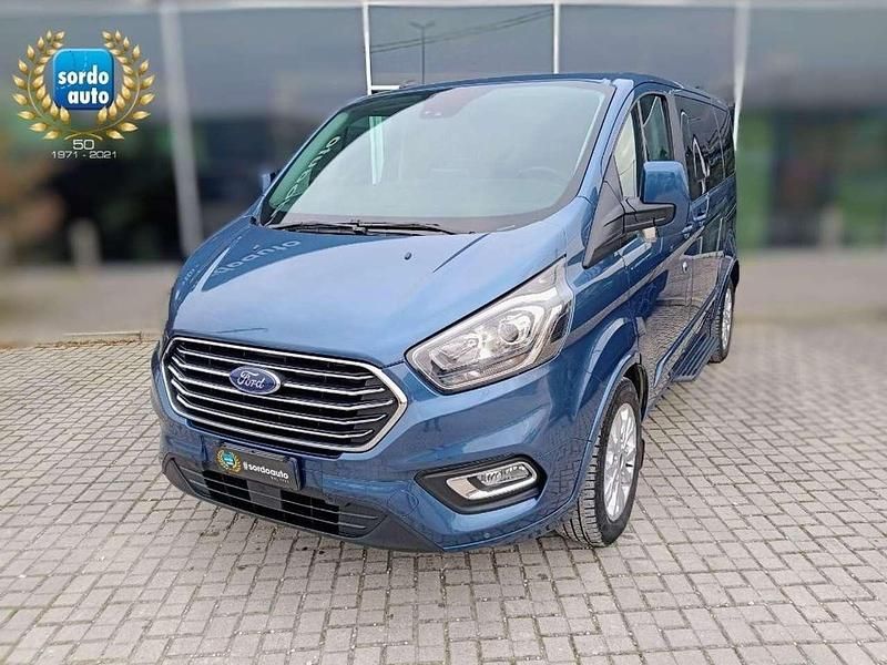 Blu Usata 2023 Ford Tourneo Titanium Monovolume | 37.700 € (Buon prezzo) - Immagine 1/4