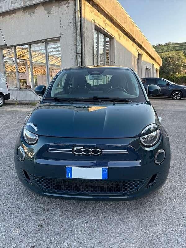 Usata 2021 Fiat 500e Passion Cabrio | 15.000 € (Buon prezzo) - Immagine 1/4