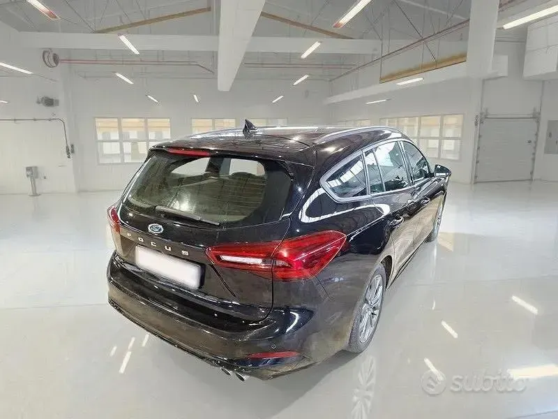 Usata Ford Focus ST 116 CV (85 kW) 2023 Grigio Station wagon