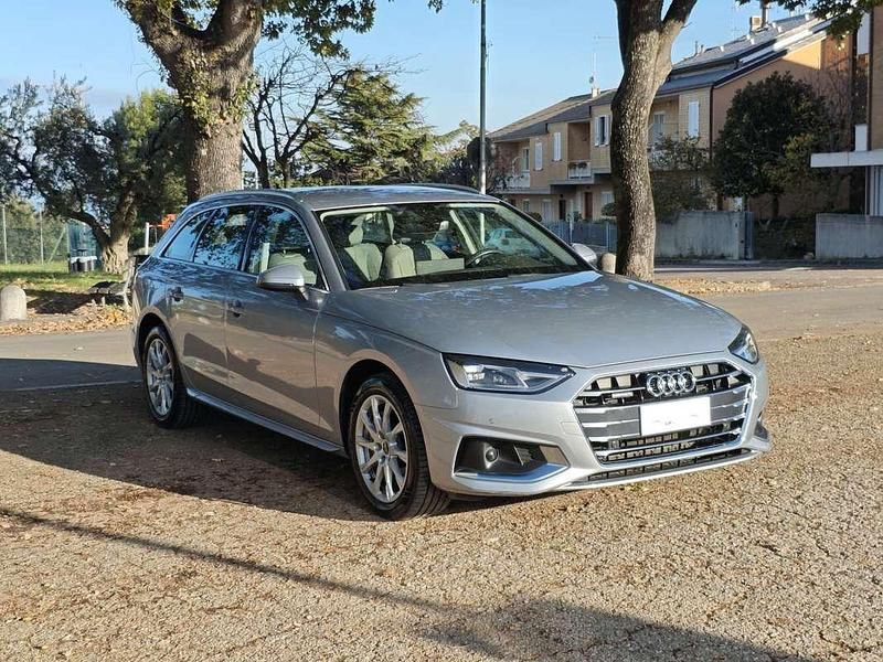 Usata Audi A4 Advanced 204 CV (150 kW) 2021 Argento Station wagon