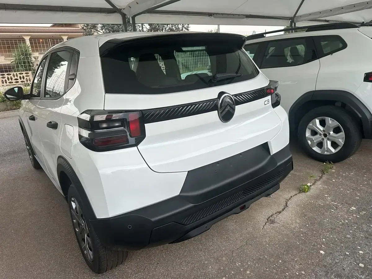 Nuova Citroën C3 101 CV (74 kW) 2026 Bianco SUV