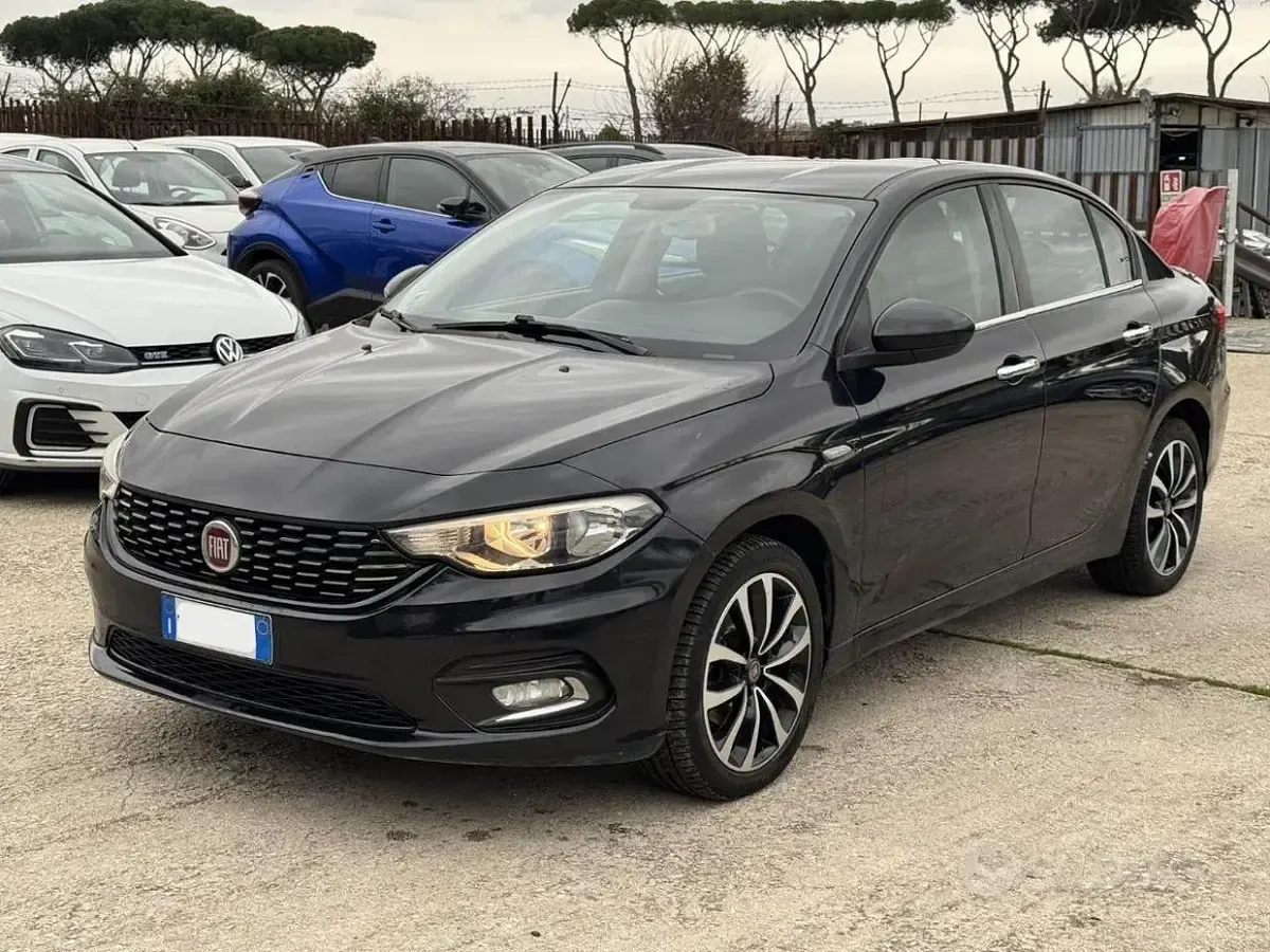 Usata Fiat Tipo 120 CV (88 kW) 2016 Nero Berlina
