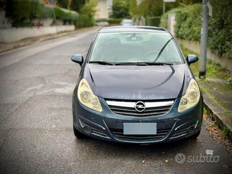 Usata Opel Corsa 80 CV (58 kW) 2008 Blu Utilitaria