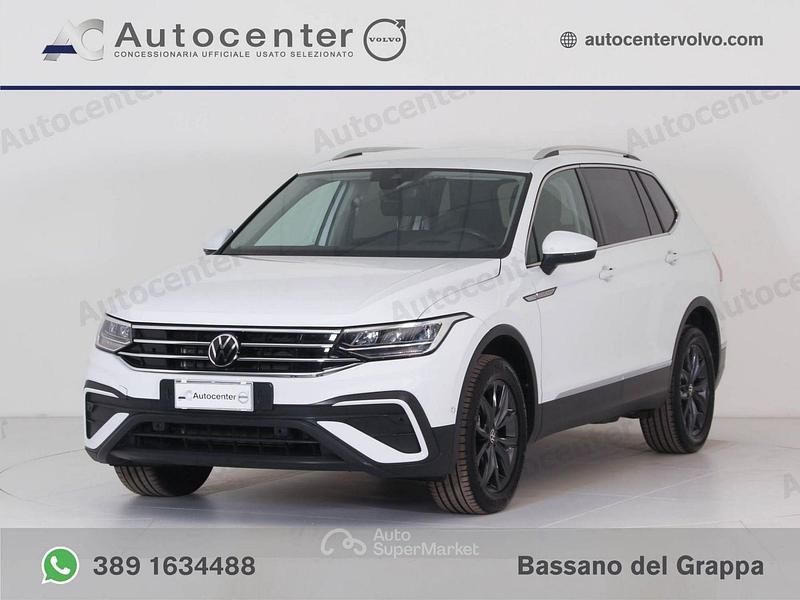 Bianco Usata 2022 VW Tiguan Allspace Life SUV | 29.900 € (Buon prezzo) - Immagine 1/4