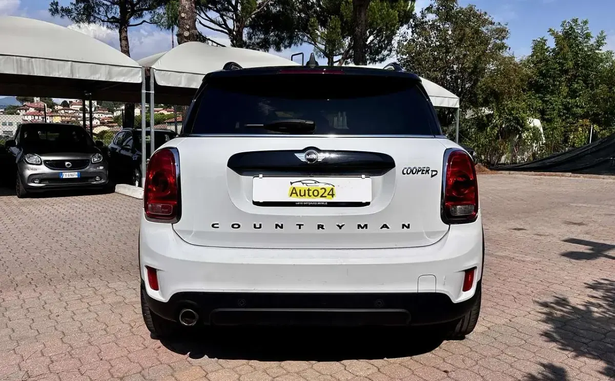 Usata Mini Cooper D Countryman Business 150 CV (110 kW) 2018 Bianco SUV
