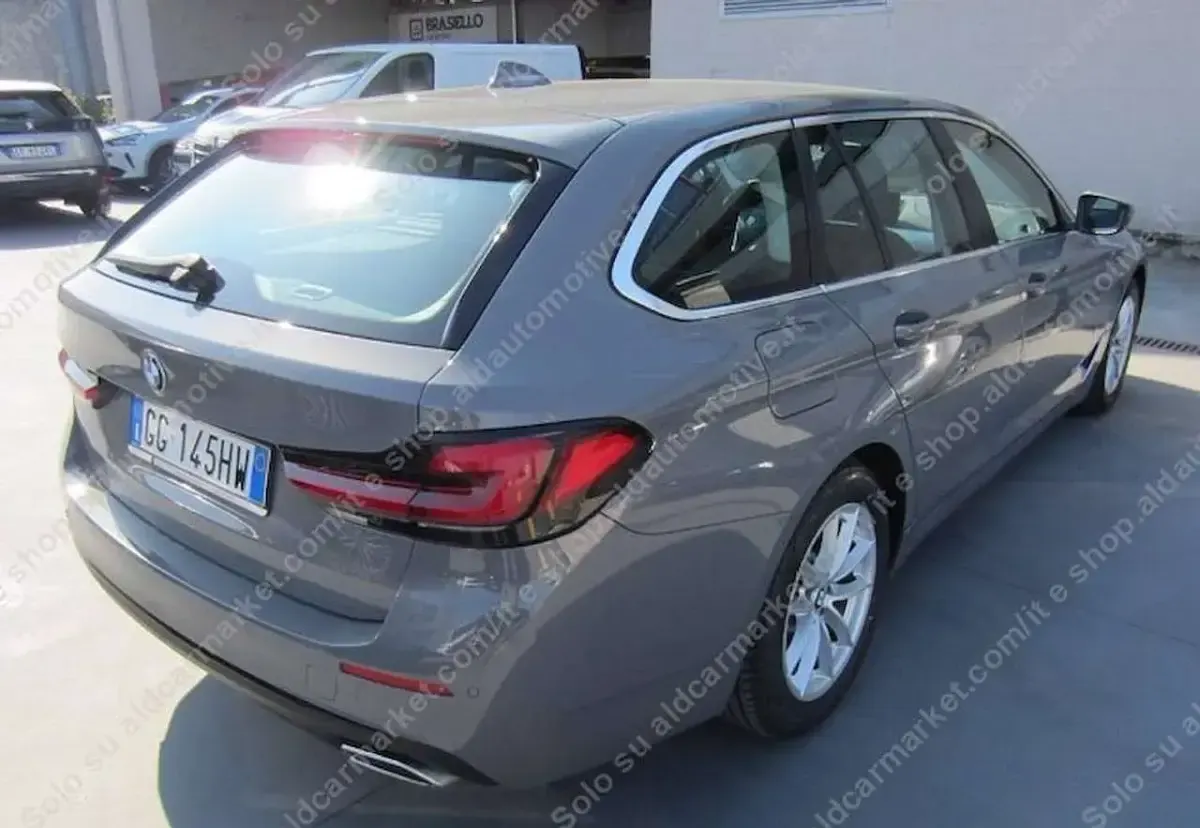 Usata BMW 520 190 CV (139 kW) 2021 Argento Station wagon