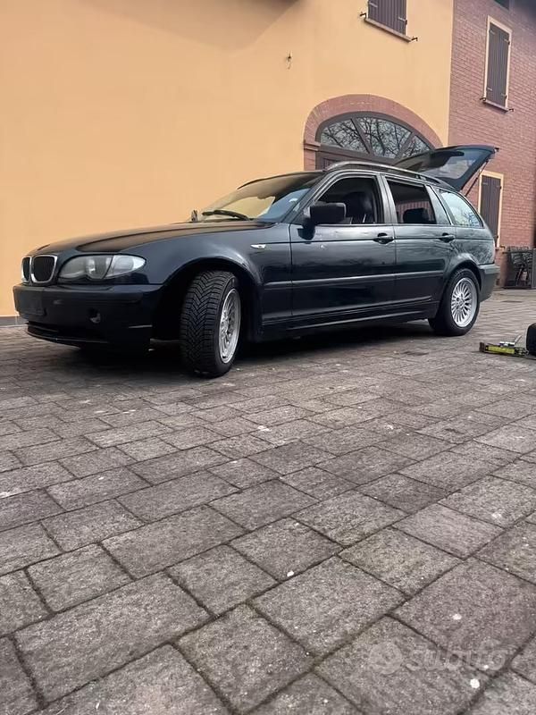 Usata BMW 320 150 CV (110 kW) 2004 Nero Station wagon