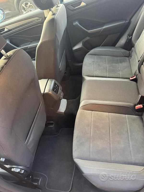 Usata VW T-Roc Style 150 CV (110 kW) 2023 SUV