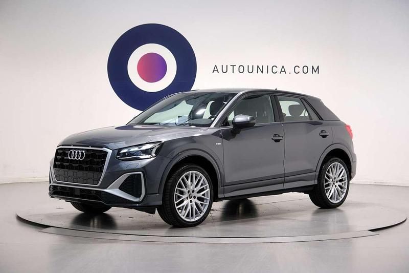 Usata Audi Q2 S-Line 150 CV (110 kW) 2025 Grigio SUV