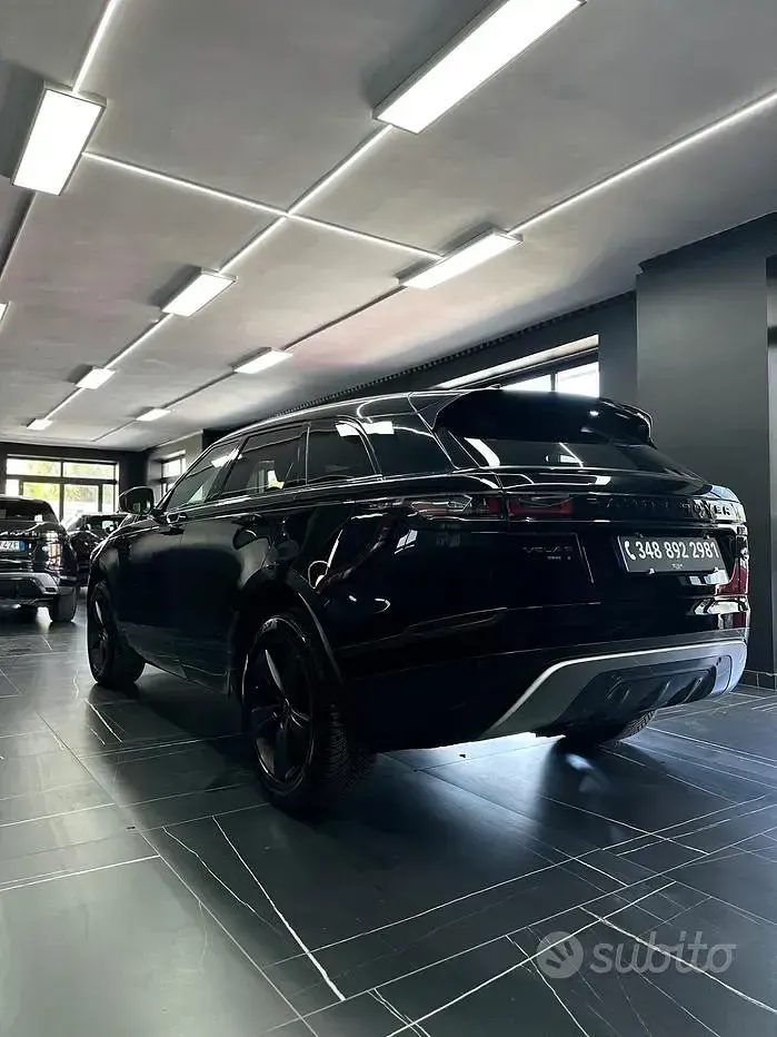 Usata Land Rover Range Rover Velar R-Dynamic 241 CV (177 kW) 2018 Nero SUV